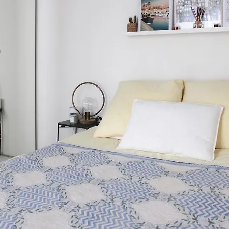 Apartament Nice 50 M Near Center Paryż